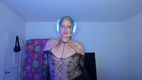 veronika ind online show from March 4, 2025, 10:38 pm