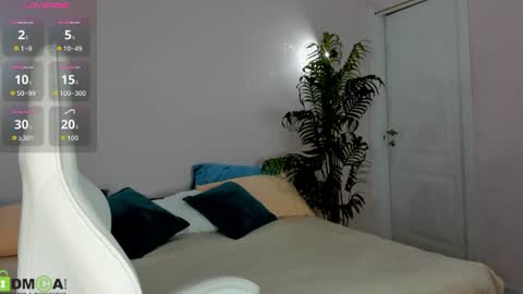 Snapshot of monro_doll chatting on July 17, 2026, 9:16 am MONRO online show from July 17, 2026, 9:16 am