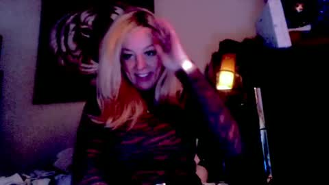 Snapshot of monroelovesyou chatting on December 28, 2024, 8:16 am Monroe online show from December 28, 2024, 8:16 am