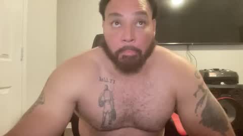 Snapshot of monsterdom9 chatting on December 3, 2025, 2:52 am monsterdom9 online show from December 3, 2025, 2:52 am