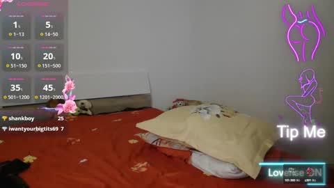 Monse online show from March 12, 2025, 9:55 am