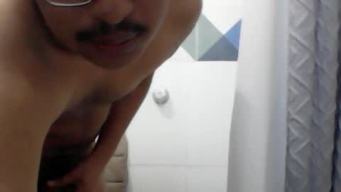 Snapshot of monty326 chatting on December 31, 2024, 3:42 pm monty326 online show from December 31, 2024, 3:42 pm