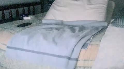 Snapshot of montydxxx2 chatting on February 2, 2026, 12:42 am montydxxx2 online show from February 2, 2026, 12:42 am