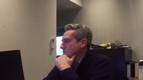 Snapshot of montygx chatting on January 28, 2025, 1:05 pm Monty G online show from January 28, 2025, 1:05 pm