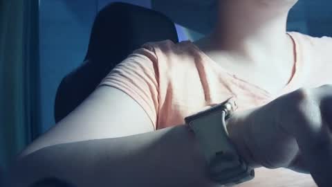 moodiemira online show from November 4, 2025, 6:51 pm