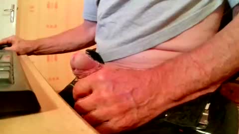 Snapshot of mookie2 chatting on October 11, 2025, 7:01 pm mookie2 online show from October 11, 2025, 7:01 pm