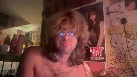 moon online show from April 1, 2026, 6:49 pm