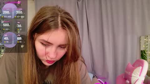 Moon  Bunny online show from November 27, 2025, 6:32 pm