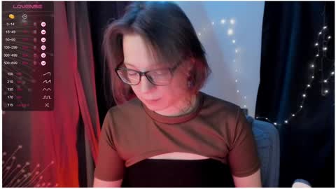 Roxy online show from February 26, 2025, 8:11 pm