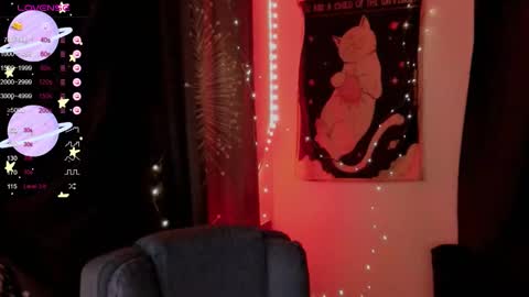 Roxy online show from September 14, 2025, 6:40 pm