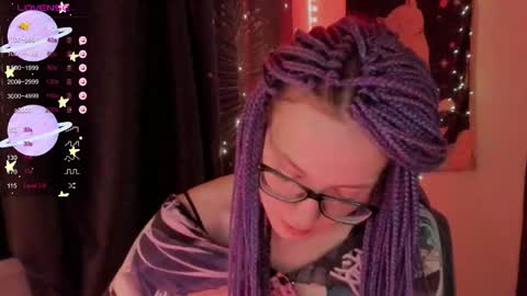 Roxy online show from September 26, 2025, 6:23 pm