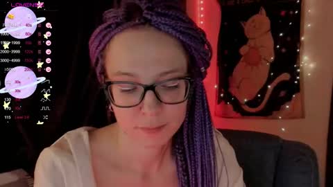 Roxy online show from September 29, 2025, 9:08 pm