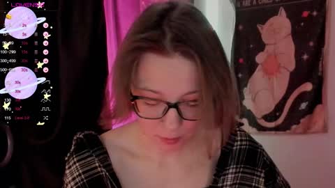 Roxy online show from November 2, 2025, 9:50 pm