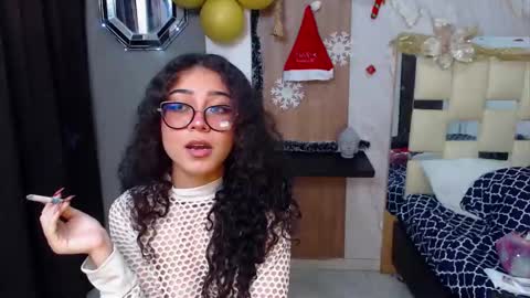 moon_and_fire_ online show from November 20, 2025, 12:11 am