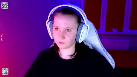 Snapshot of moon_avengers chatting on February 11, 2026, 4:45 pm Lola online show from February 11, 2026, 4:45 pm