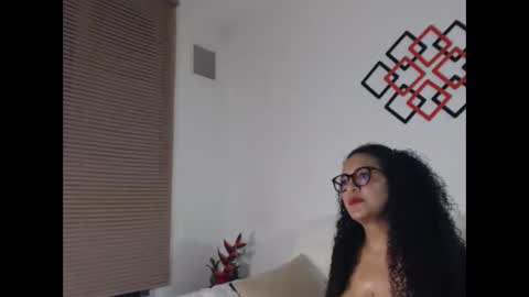 moon_blackss online show from March 20, 2026, 4:06 am