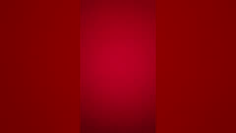 Snapshot of moon_kitt3n chatting on August 1, 2026, 7:35 pm Moon online show from August 1, 2026, 7:35 pm