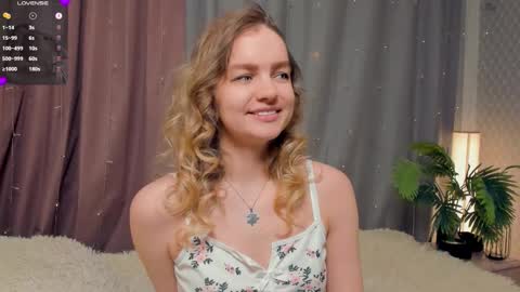 moon_puzzles online show from November 20, 2025, 9:03 pm