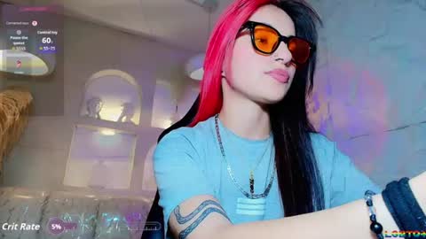 Snapshot of moon_red_r chatting on July 10, 2026, 9:06 pm Moon online show from July 10, 2026, 9:06 pm