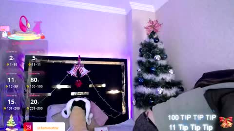 Moon Water   online show from November 24, 2025, 10:26 am