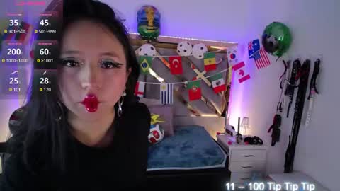 Snapshot of moon_water__ chatting on June 22, 2026, 10:34 am Moon Water online show from June 22, 2026, 10:34 am