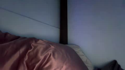 moona_luna21 online show from October 15, 2025, 2:55 am