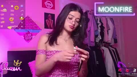 Snapshot of moonfiredance chatting on May 28, 2026, 9:06 am Nicky online show from May 28, 2026, 9:06 am