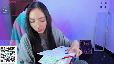 MOON  online show from December 7, 2024, 12:19 am