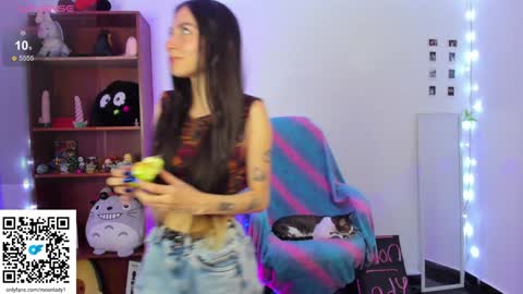 MOON  online show from December 8, 2024, 12:18 am