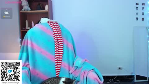 MOON  online show from December 18, 2024, 3:04 am