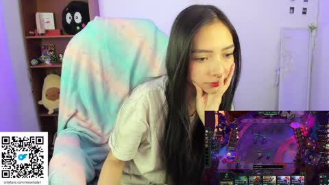 MOON  online show from January 17, 2025, 11:07 pm