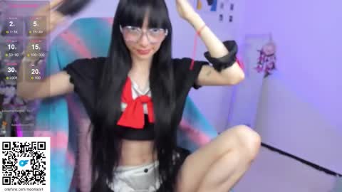 MOON  online show from September 17, 2025, 2:13 am