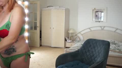 Jane online show from September 14, 2025, 4:55 am