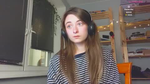 Snapshot of moonlight__lovers chatting on November 16, 2025, 3:56 am Dana online show from November 16, 2025, 3:56 am