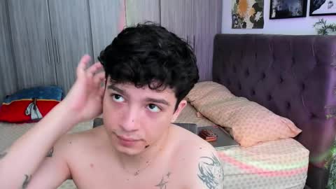 Clove online show from September 23, 2025, 5:38 pm