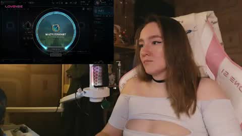 Snapshot of moonlish_siren chatting on June 25, 2026, 8:46 pm Katrin online show from June 25, 2026, 8:46 pm