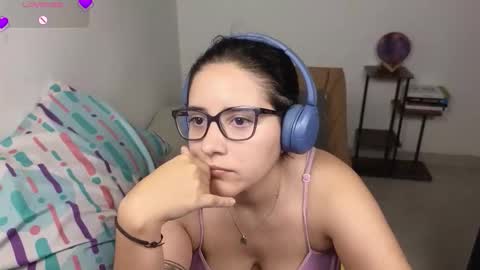 Moon Woman online show from February 15, 2026, 7:51 am