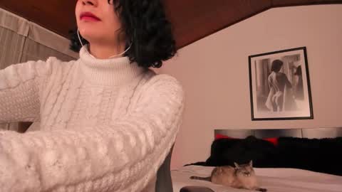 Michelle online show from September 23, 2025, 12:52 pm