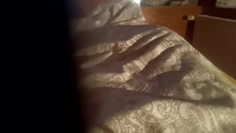 moos1 online show from March 25, 2026, 9:32 pm