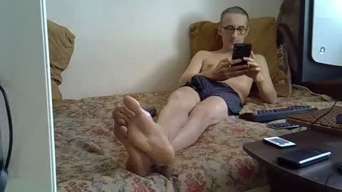 Snapshot of moovurey16 chatting on March 31, 2026, 8:15 am Alex online show from March 31, 2026, 8:15 am