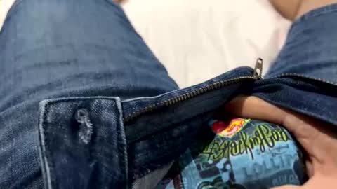 Me online show from February 24, 2026, 11:30 am