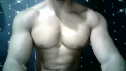 Snapshot of moreno1muscular chatting on March 3, 2025, 11:35 pm moreno1muscular online show from March 3, 2025, 11:35 pm