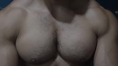 Snapshot of moreno1muscular chatting on September 27, 2025, 6:51 am moreno1muscular online show from September 27, 2025, 6:51 am