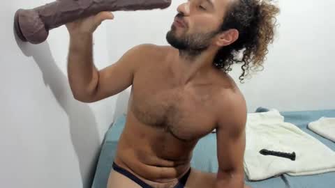 Pipo online show from January 28, 2025, 10:45 pm