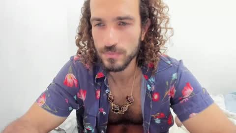 Pipo online show from February 18, 2025, 5:10 pm