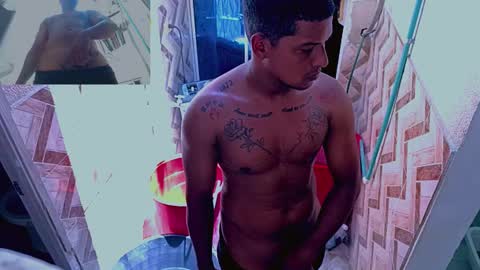 Snapshot of morenoman25 chatting on March 29, 2026, 5:35 pm Carlos online show from March 29, 2026, 5:35 pm