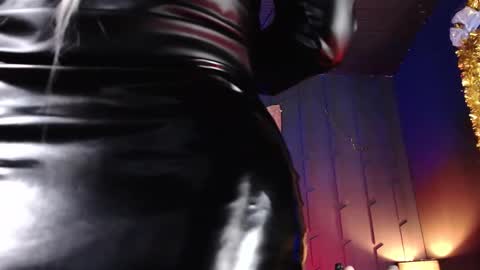 Snapshot of morganacrowley_ chatting on December 28, 2024, 12:47 am Morgana online show from December 28, 2024, 12:47 am