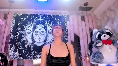   online show from March 31, 2026, 8:09 pm