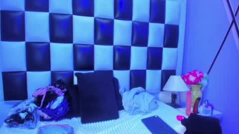 Snapshot of morganasmit_ chatting on June 25, 2026, 2:32 pm morganasmit_ online show from June 25, 2026, 2:32 pm