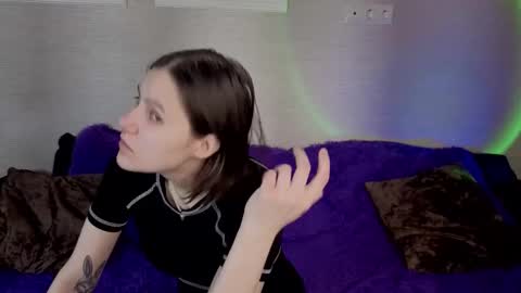 morphedjoy online show from March 1, 2026, 6:04 am